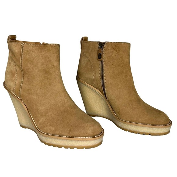 Zara Shoes - Zara Woman Suede Tan Neutral Platform Wedge Ankle Boots Bootie Size 39 - US 9
